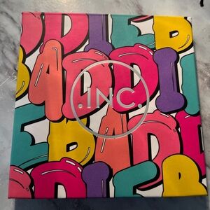 INC. REDIBLE HIGHLIGHTER PALETTE